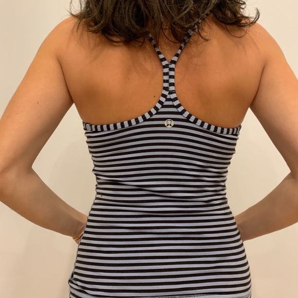 Lululemon Power Y tank Top size 4 - Picture 2 of 2